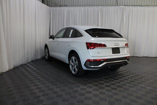 new 2025 Audi Q5 car, priced at $59,950