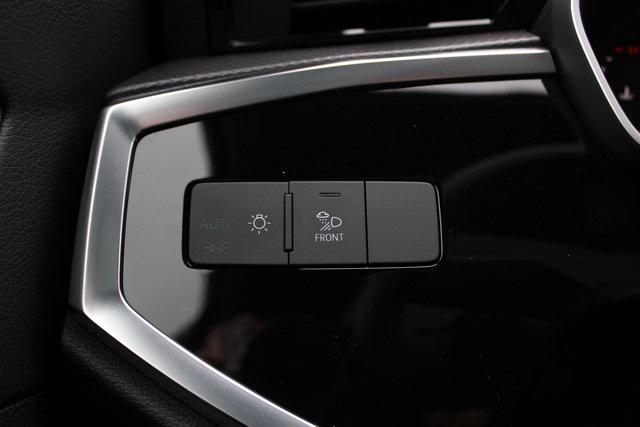 new 2025 Audi Q3 car, priced at $46,600