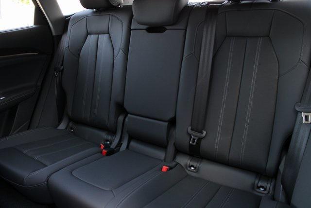 new 2025 Audi Q5 car, priced at $60,975