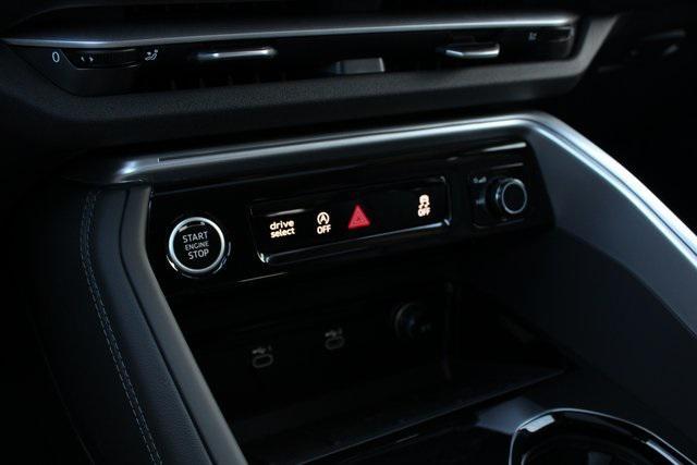new 2025 Audi Q5 car, priced at $60,975