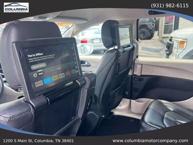 used 2022 Chrysler Pacifica Hybrid car, priced at $25,498