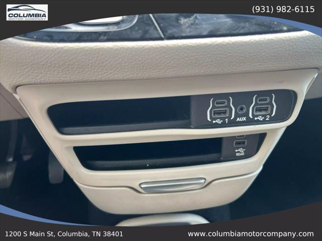 used 2022 Chrysler Pacifica Hybrid car, priced at $25,498