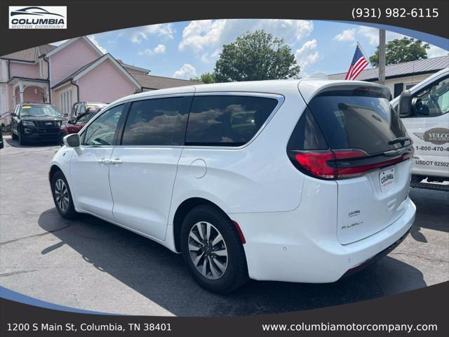 used 2022 Chrysler Pacifica Hybrid car, priced at $25,498