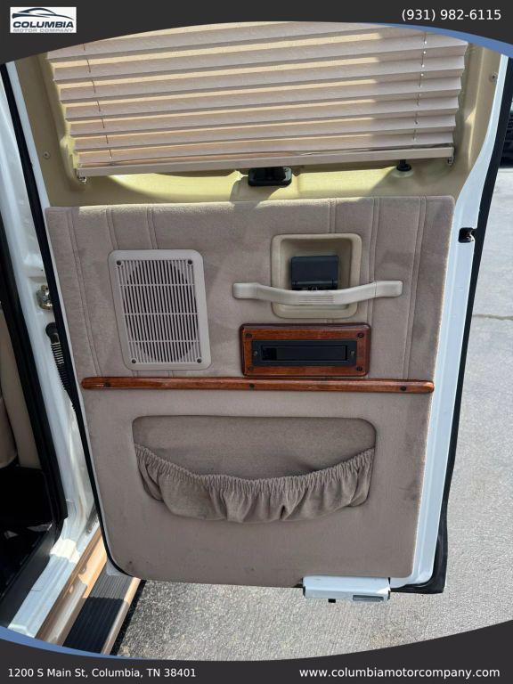 used 2000 Ford E150 car, priced at $13,880