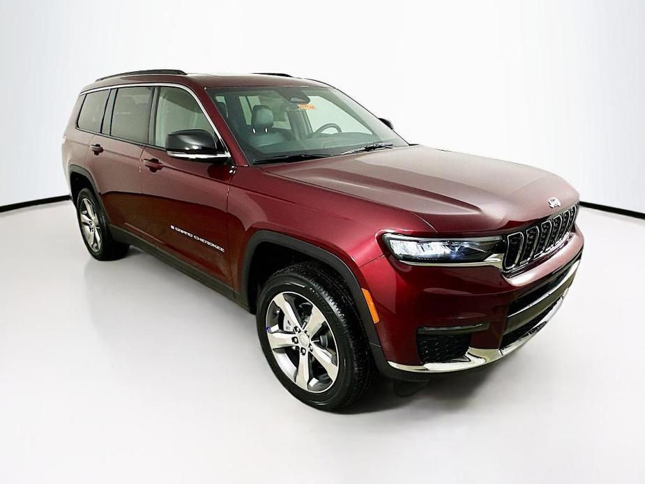 new 2025 Jeep Grand Cherokee L car, priced at $51,944