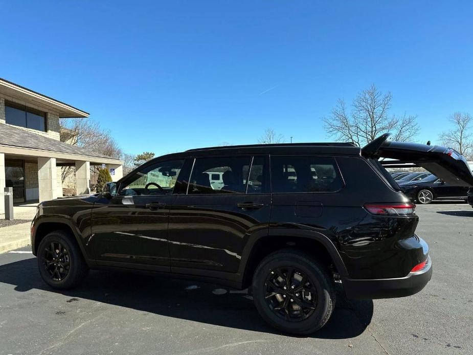 new 2024 Jeep Grand Cherokee L car, priced at $44,280