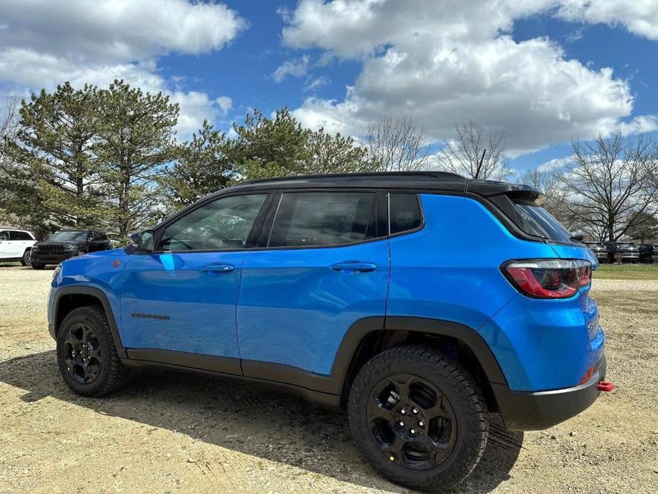 new 2024 Jeep Compass car, priced at $34,002