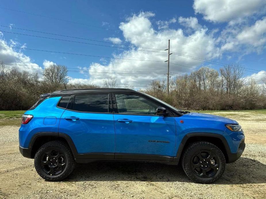 new 2024 Jeep Compass car, priced at $34,002