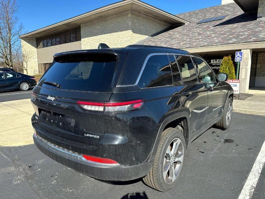 new 2024 Jeep Grand Cherokee car, priced at $49,185