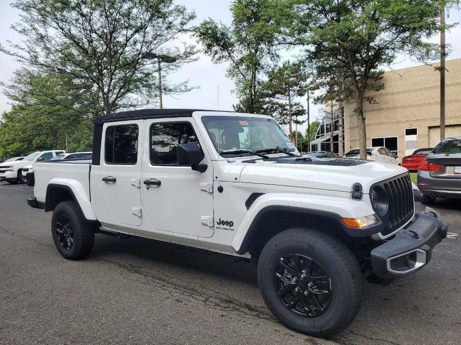 new 2023 Jeep Gladiator car, priced at $48,001