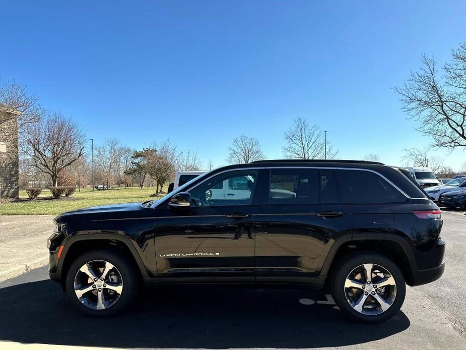new 2024 Jeep Grand Cherokee car, priced at $51,435