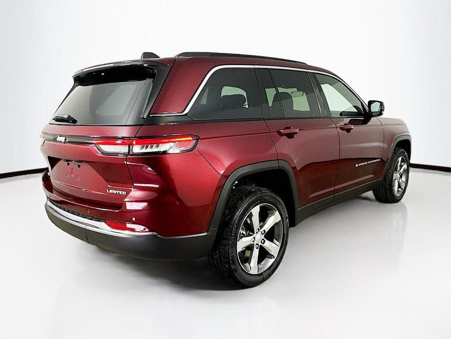 new 2025 Jeep Grand Cherokee car, priced at $47,935