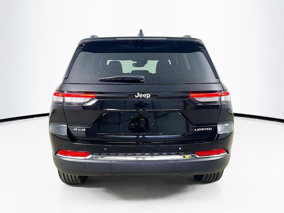 new 2024 Jeep Grand Cherokee car, priced at $45,435