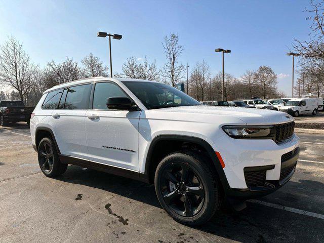 new 2024 Jeep Grand Cherokee L car, priced at $48,575