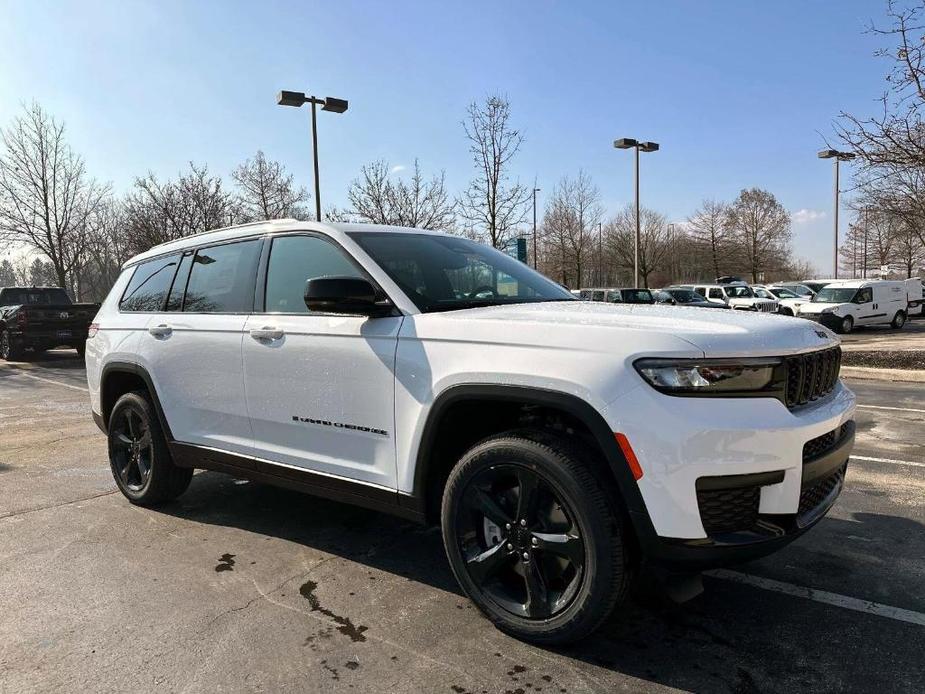 new 2024 Jeep Grand Cherokee L car, priced at $43,575