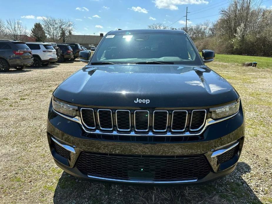 new 2024 Jeep Grand Cherokee car, priced at $49,135