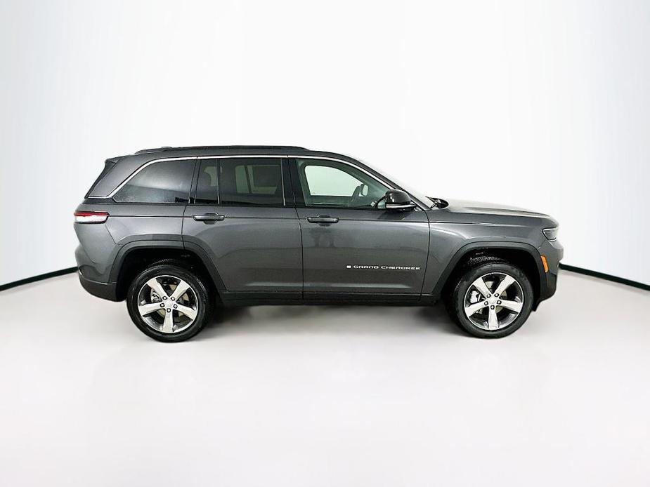 new 2025 Jeep Grand Cherokee car, priced at $49,886