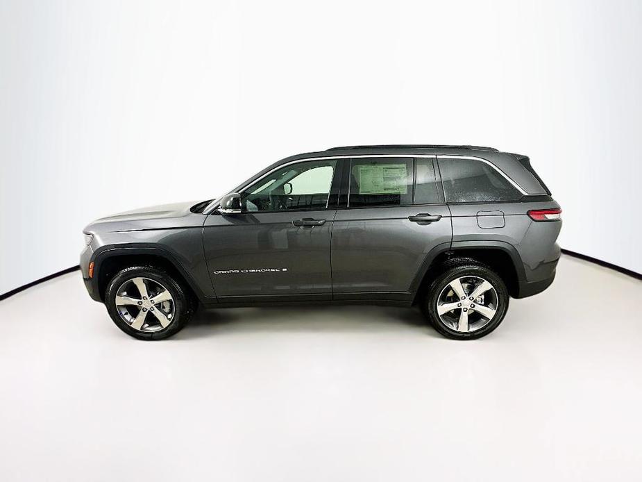 new 2025 Jeep Grand Cherokee car, priced at $49,886