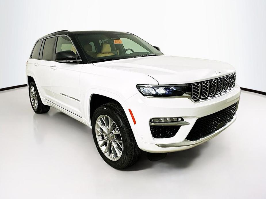 new 2025 Jeep Grand Cherokee car, priced at $60,956