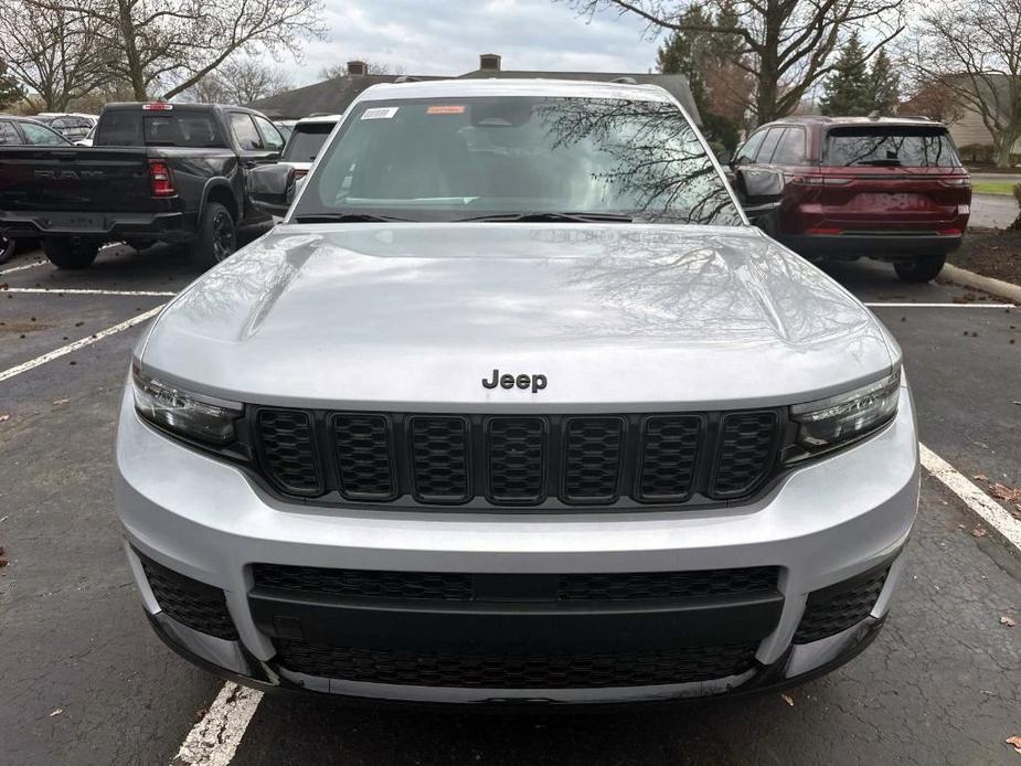 new 2024 Jeep Grand Cherokee L car, priced at $46,030