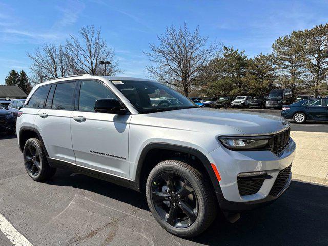 new 2024 Jeep Grand Cherokee car, priced at $52,535