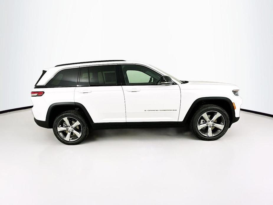 new 2025 Jeep Grand Cherokee car, priced at $49,303