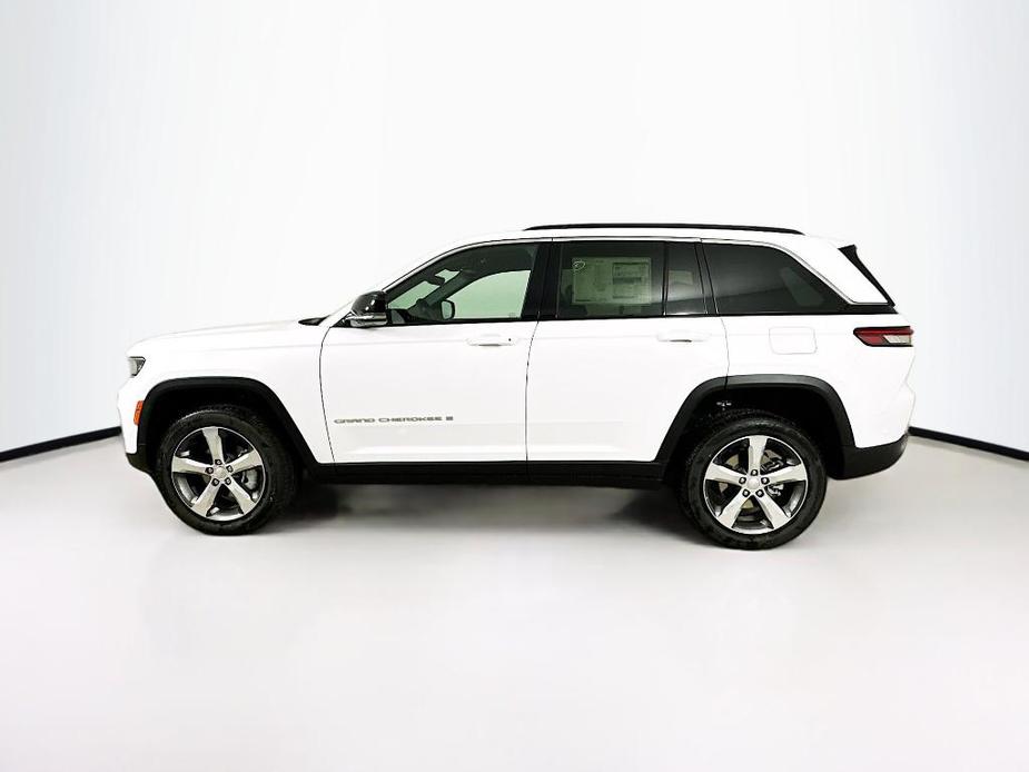 new 2025 Jeep Grand Cherokee car, priced at $49,303