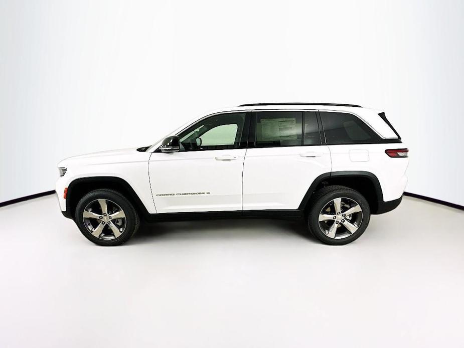 new 2025 Jeep Grand Cherokee car, priced at $50,803