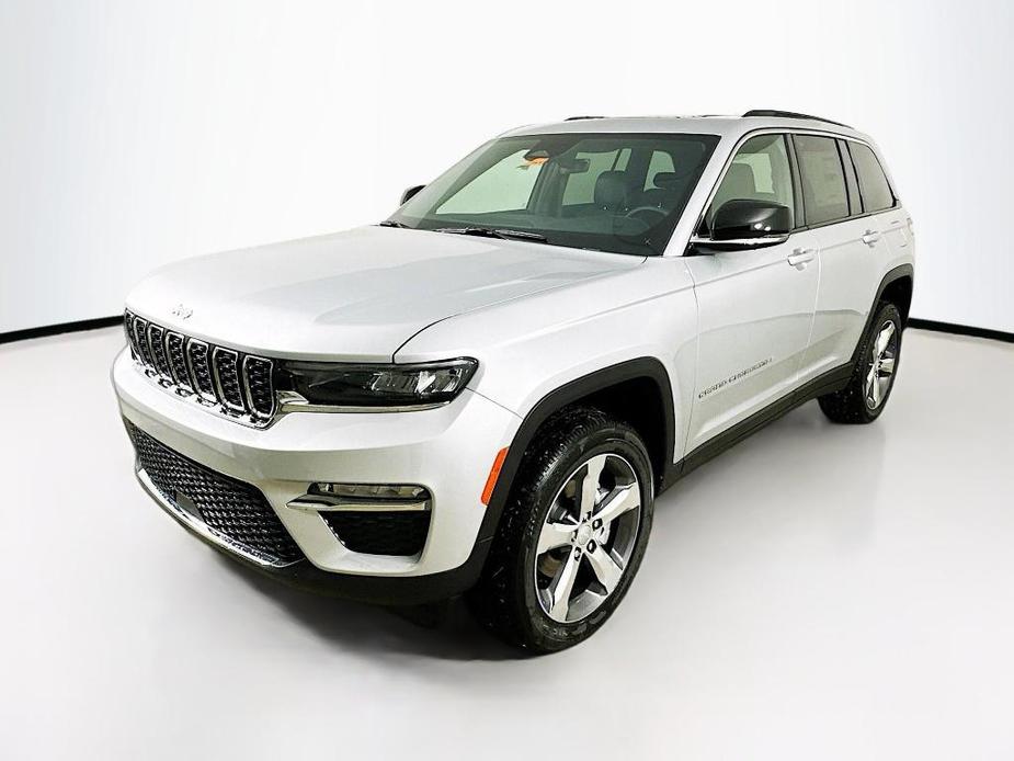 new 2025 Jeep Grand Cherokee car, priced at $49,886