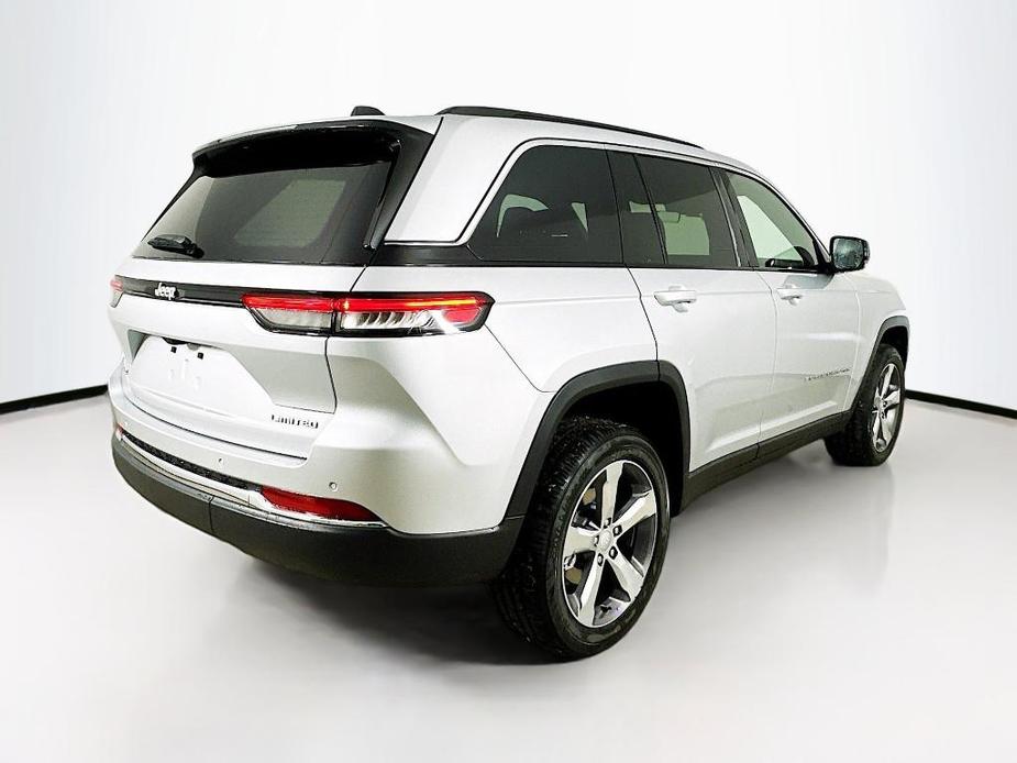 new 2025 Jeep Grand Cherokee car, priced at $49,886