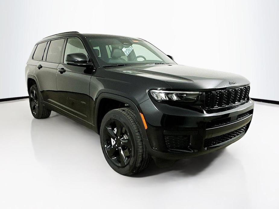 new 2024 Jeep Grand Cherokee L car, priced at $43,175