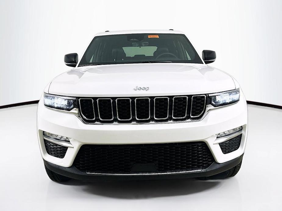 new 2025 Jeep Grand Cherokee car, priced at $49,303