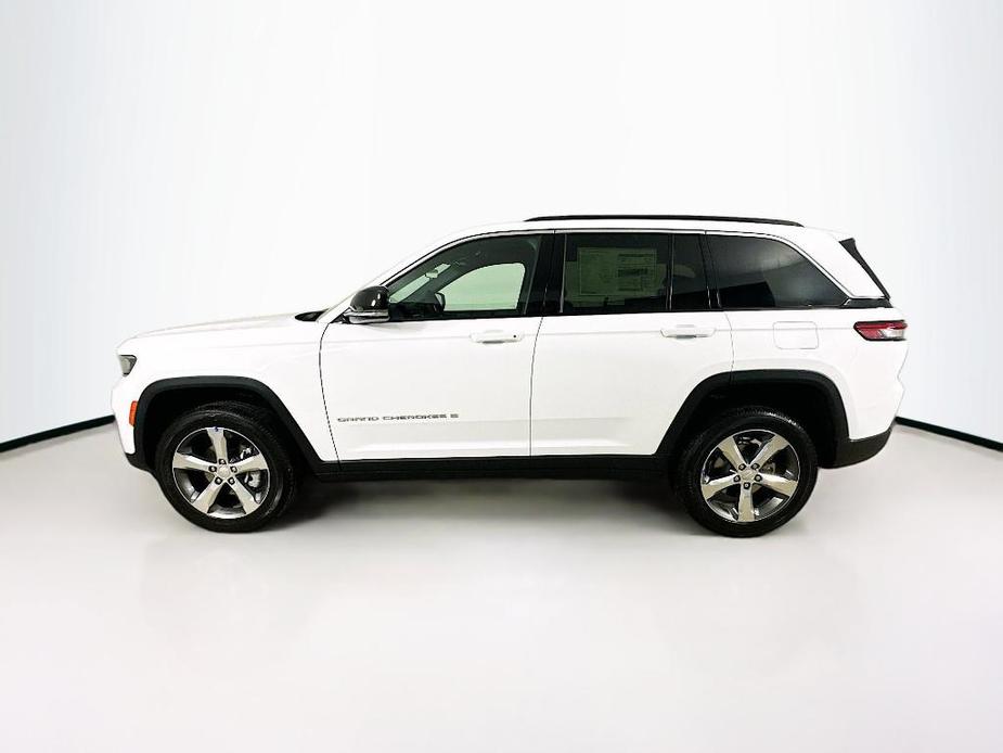 new 2025 Jeep Grand Cherokee car, priced at $49,303