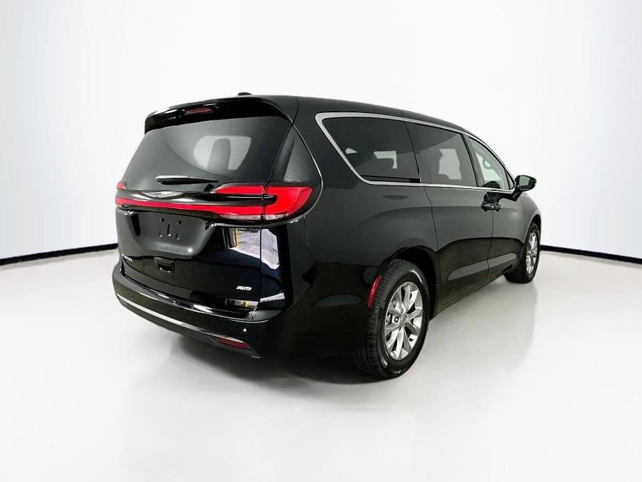 new 2024 Chrysler Pacifica car, priced at $40,793