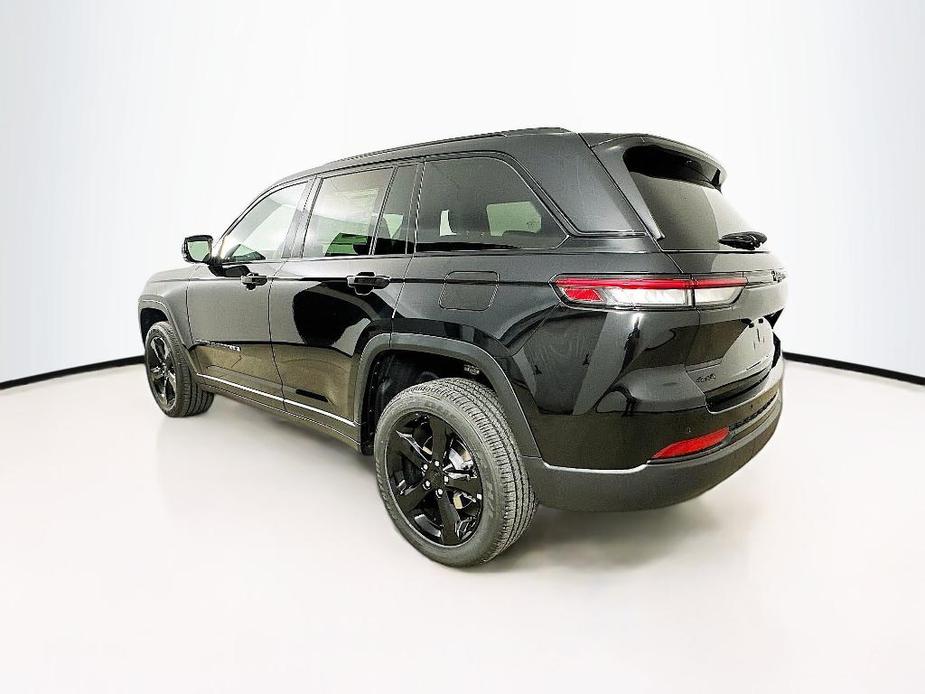 new 2024 Jeep Grand Cherokee car, priced at $45,675