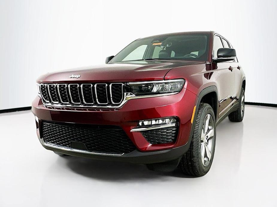 new 2025 Jeep Grand Cherokee car, priced at $51,386