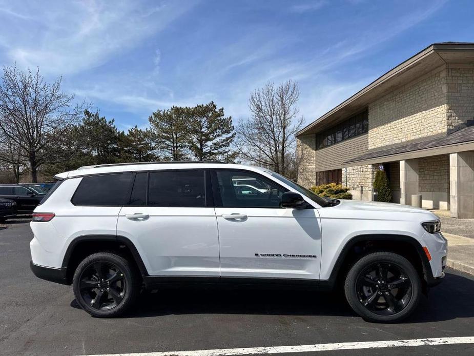 new 2024 Jeep Grand Cherokee L car, priced at $46,325