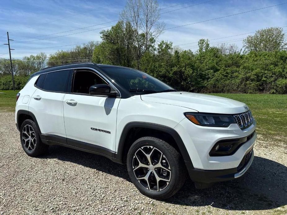 new 2024 Jeep Compass car, priced at $33,633