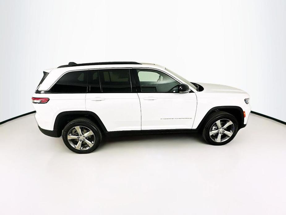 new 2025 Jeep Grand Cherokee car, priced at $49,303