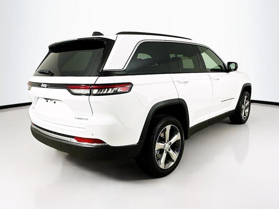 new 2025 Jeep Grand Cherokee car, priced at $49,303