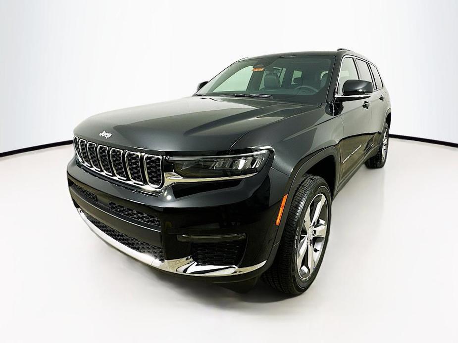 new 2025 Jeep Grand Cherokee L car, priced at $51,944