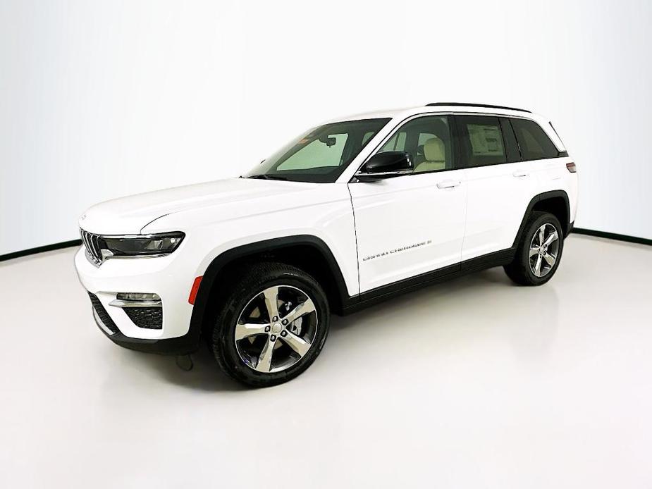 new 2025 Jeep Grand Cherokee car, priced at $50,803