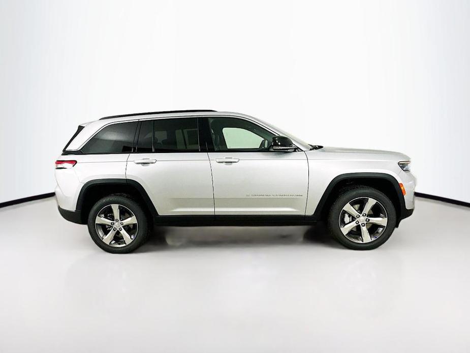 new 2025 Jeep Grand Cherokee car, priced at $49,886