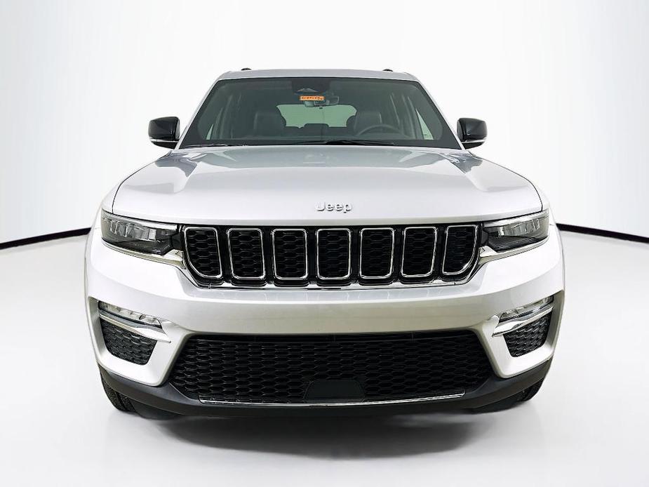 new 2025 Jeep Grand Cherokee car, priced at $49,886