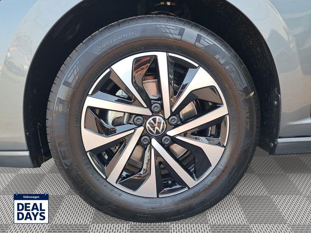 new 2025 Volkswagen Jetta car, priced at $24,524