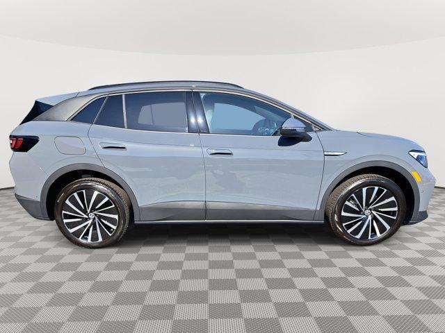 new 2025 Volkswagen ID.4 car