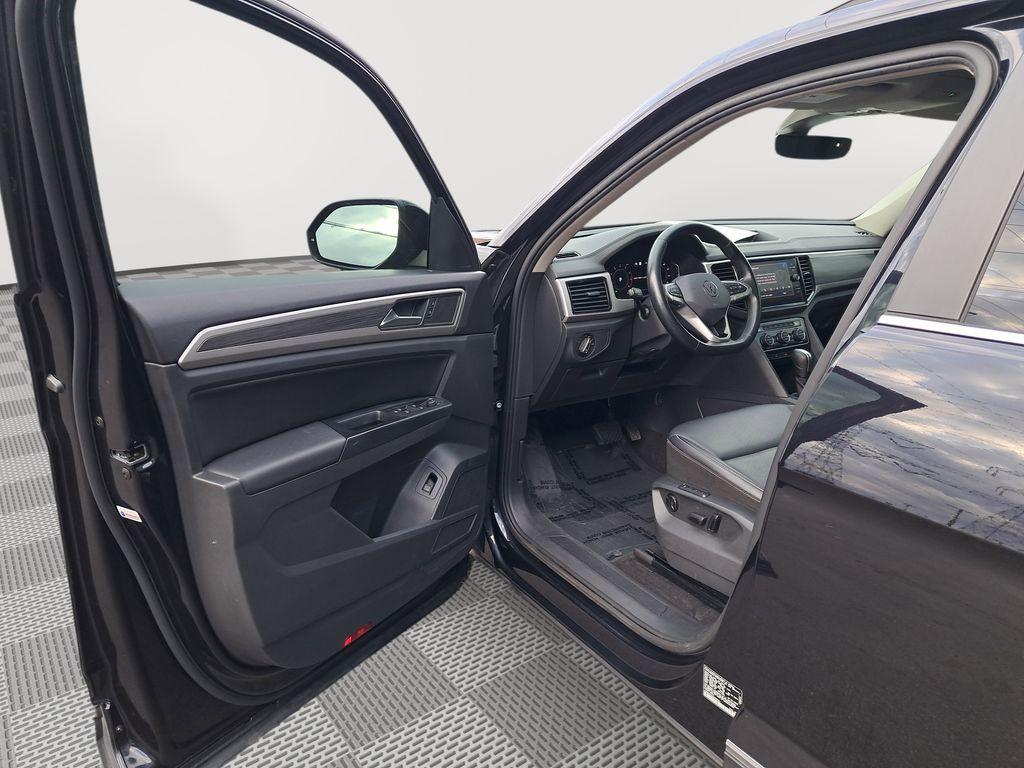 used 2021 Volkswagen Atlas car, priced at $26,300