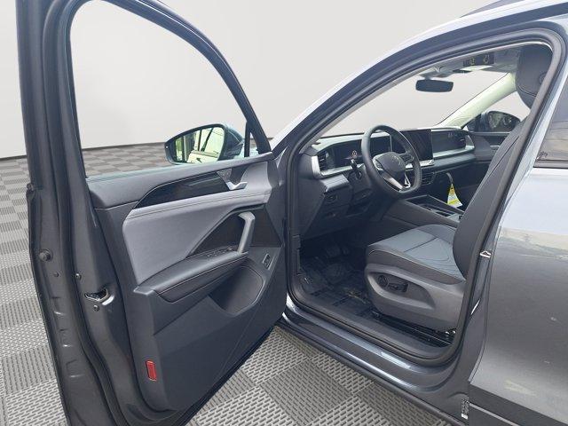 new 2025 Volkswagen Tiguan car, priced at $32,567