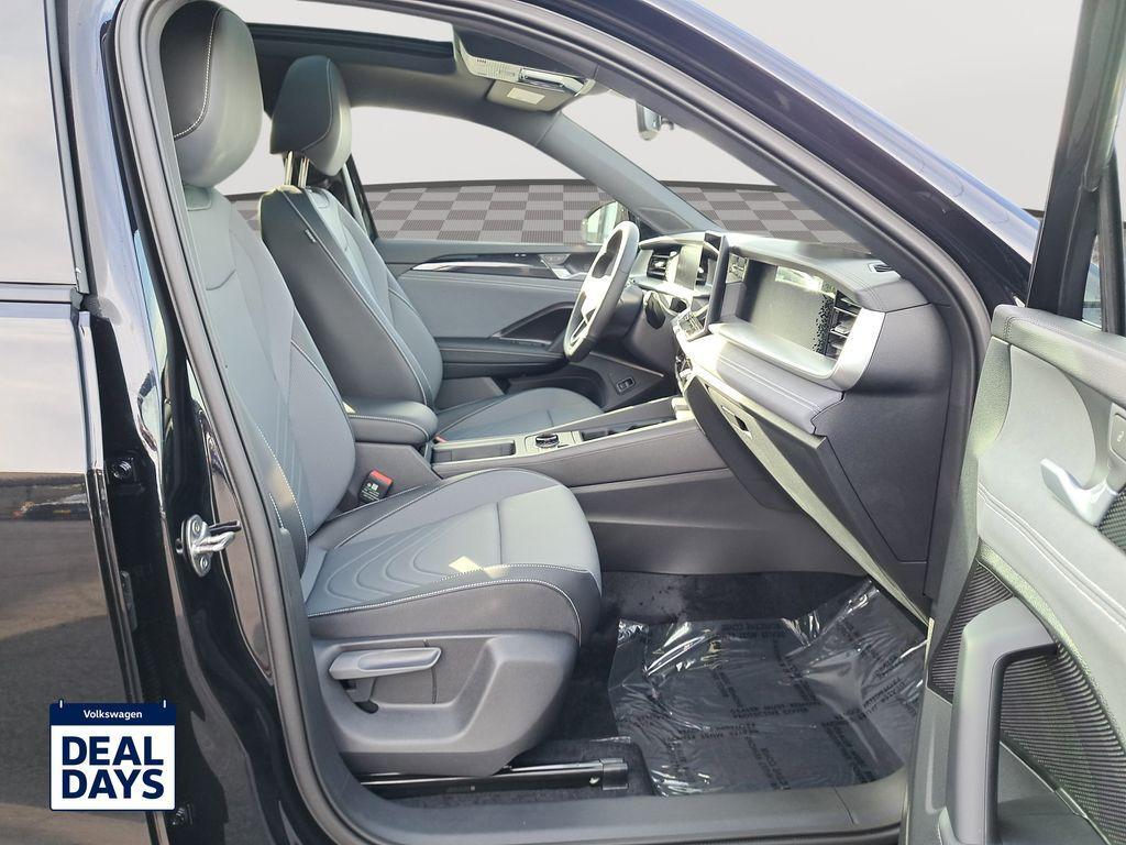 new 2025 Volkswagen Tiguan car, priced at $38,922