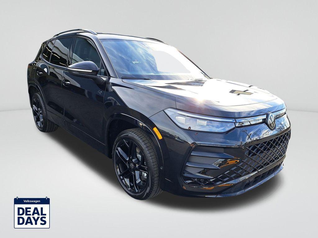 new 2025 Volkswagen Tiguan car, priced at $38,922